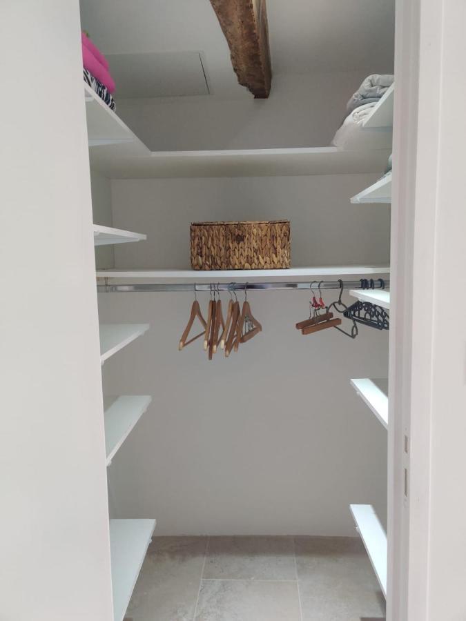 Logement Neuf Centre Du Village Aux Pieds Du Chateau Grimaud Bagian luar foto