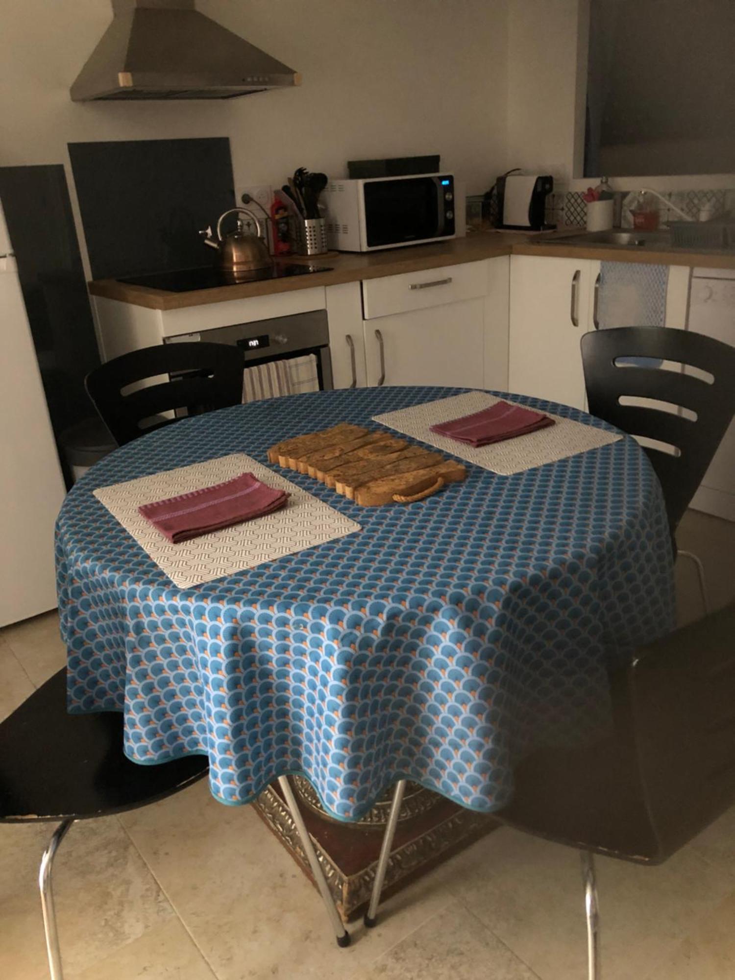 Logement Neuf Centre Du Village Aux Pieds Du Chateau Grimaud Bagian luar foto