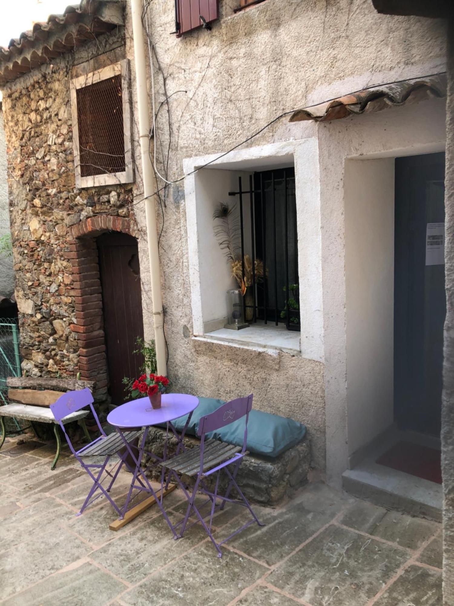 Logement Neuf Centre Du Village Aux Pieds Du Chateau Grimaud Bagian luar foto
